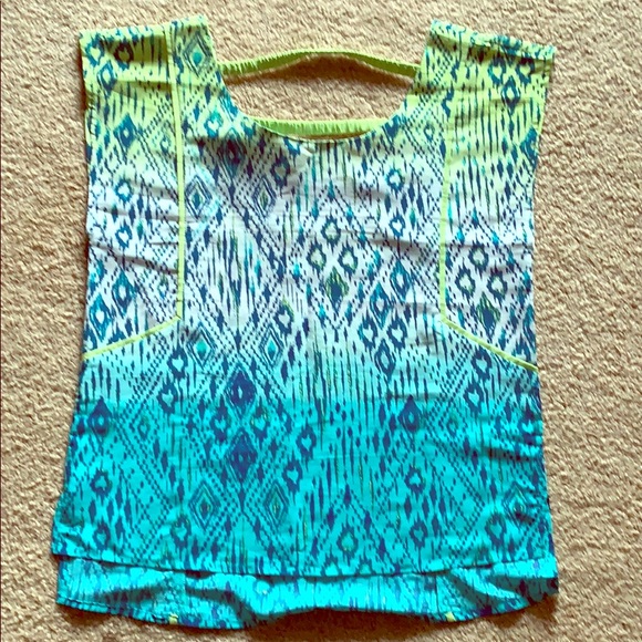 Summer blouse - Picture 1 of 2